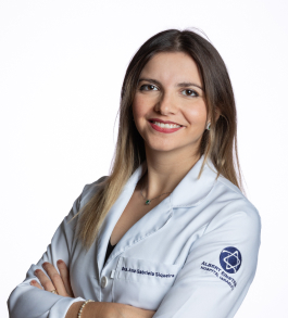 Foto de Dra. Ana Gabriela de Siqueira Santos